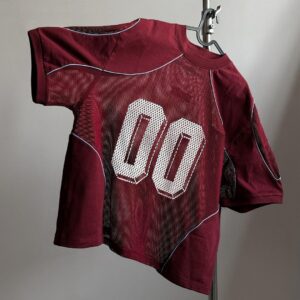 Breathable and moisture-wicking sports T-shirt – perfect for workouts, training, and casual activewear.